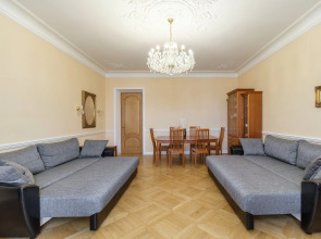 Апартаменты 3 спальни у Манежной площади 8 гостей