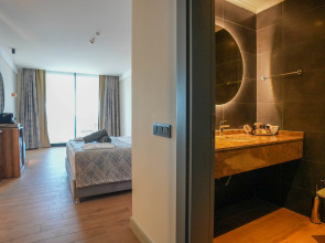 Ada Port Hotel - Adults Only