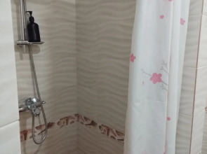 Квартира возле Хурула Золотой Обители в Центре Элисты