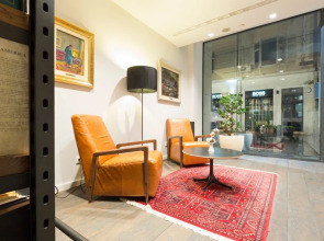 Отель Envoy Belgrade