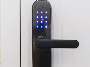 Апартаменты Двухуровневые на Рябиновой 1