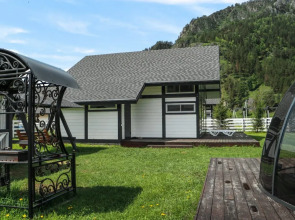 Отель Альпинс Residence