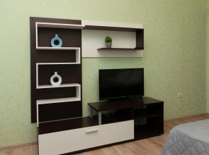 Апартаменты однокомнатные (117) Серебровская 91