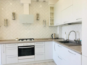 Апартаменты Apartburo с 2 спальнями и видом на море