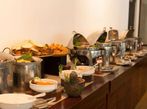 Отель Nilaveli Beach