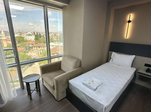 Отель Esse Joven