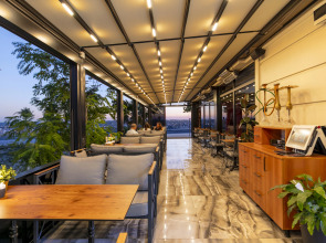 The Great Airport Hotel