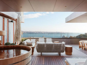 Hotel The Ritz-Carlton, Istanbul.