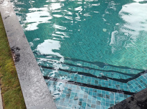 Бунгало SOLS Backyard