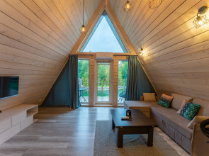 Глэмпинг The Les