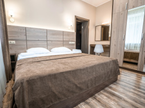 Семейный курорт Утес