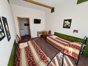 Отель Привал