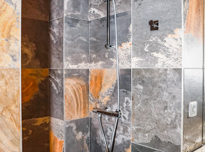 Новые Luxury апартаменты с сауной в самом центре города