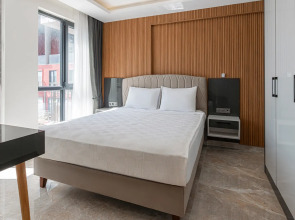 Laristone Suite Spa Hotel