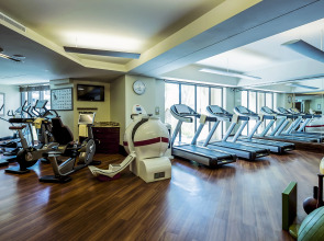 Отель Palace Downtown