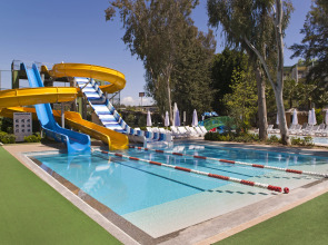 Отель Botanik Hotel & Resort