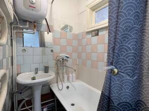 Квартира Двухкомнатная на Фрунзе (в центре)