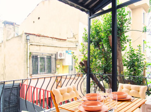 Отель TAKS-INN Suites