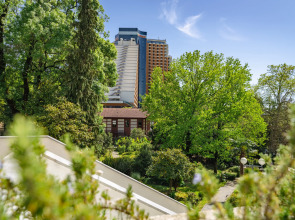 Апартаменты Дизайнерские с бассейном и морем вместимостью от 1 до 3 гостей от собственника