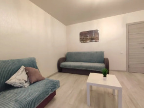 Квартира 2-комнатная в Омске на Крупской 12