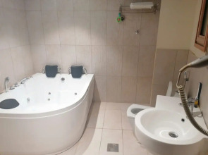 Отель Burj Alhayah Suites Olaya