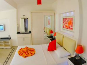 Отель Golden Life Heights Deluxe Suite