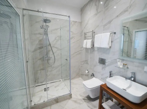 Отель F911 Яхт Клуб