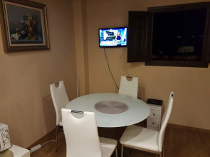 Апартаменты Cozy Perfect Situation - Metro Center