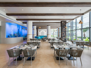 Курортный Отель Kora Beach Resort Phuket