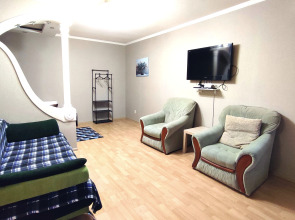 Квартира ЦЕНТР ГОРОДА Красная 6 этаж 8