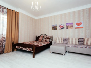 Апартаменты Российская 267