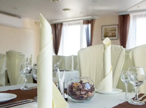 Отель Лучеса