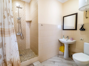 Отель Рахиль