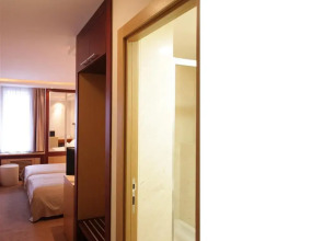 Отель Putnik Inn Belgrade