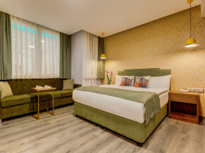 Hotel Sometimes Taksim