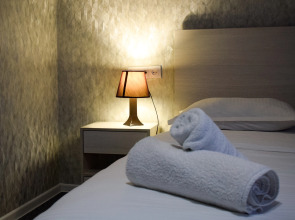 Hotel Continent halal