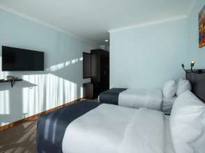 Отель Ani Forest Hills Resort