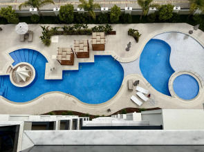 Апартаменты SA Apartments Spacious 2bd Duplex