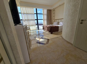 Отель Golden Beach By Sham Baku