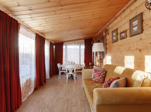 Отель Империал