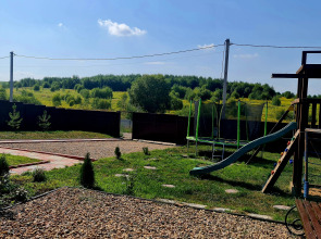 Частный Дом с Красным Залом