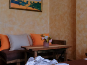 Отель Кавказ