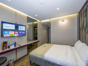 Отель Heaven Premium Airport