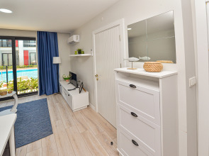 Отель C Suites Antalia Airport