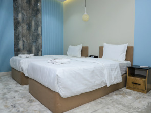 Отель Rich Land