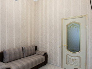 Апартаменты четырехкомнатные с видом на крепостную стену