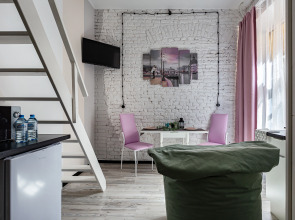 Двухуровневые апартаменты для двоих с видом во двор