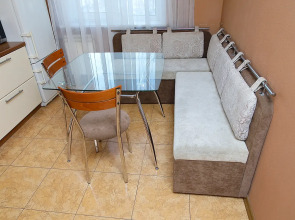 Квартира Двухкомнатная в тихом зеленом дворике