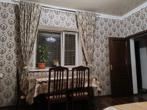 Частный дом Студия в центре в районе Курортного бульвара