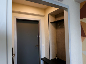 Квартира Стильная Современная с Проектором для Уютных Вечеров в Историческом Центре Города